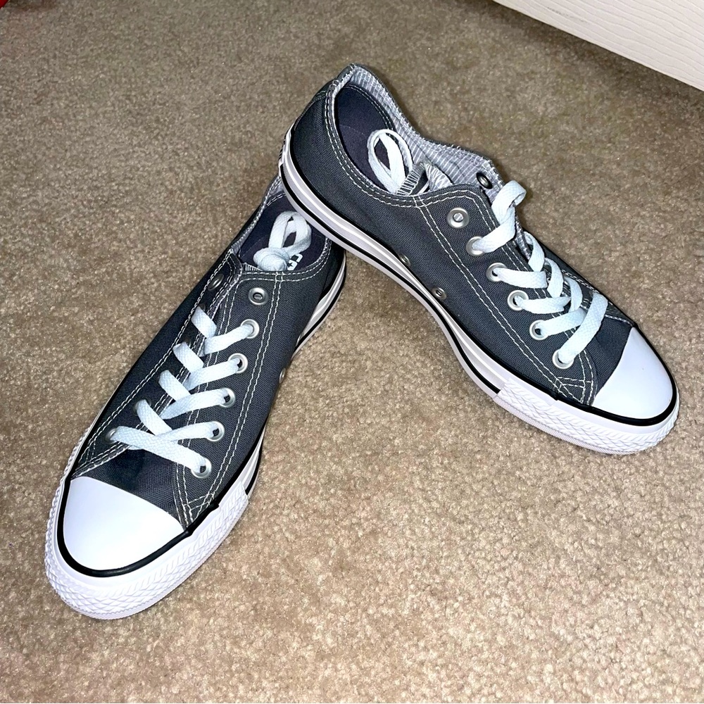 NWOT, Converse, Woman’s Size 7, Grey Tennis Shoe, Never Been Worn